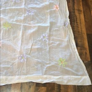 Pottery barn kids curtains 44x63 (1556)